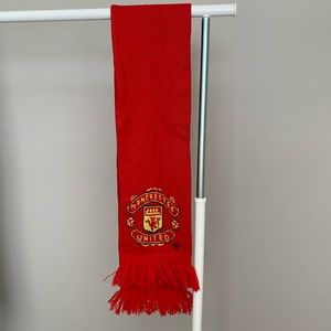 Manchester United Official Merchandise Scarf